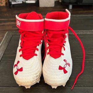 Under armour boys cleats